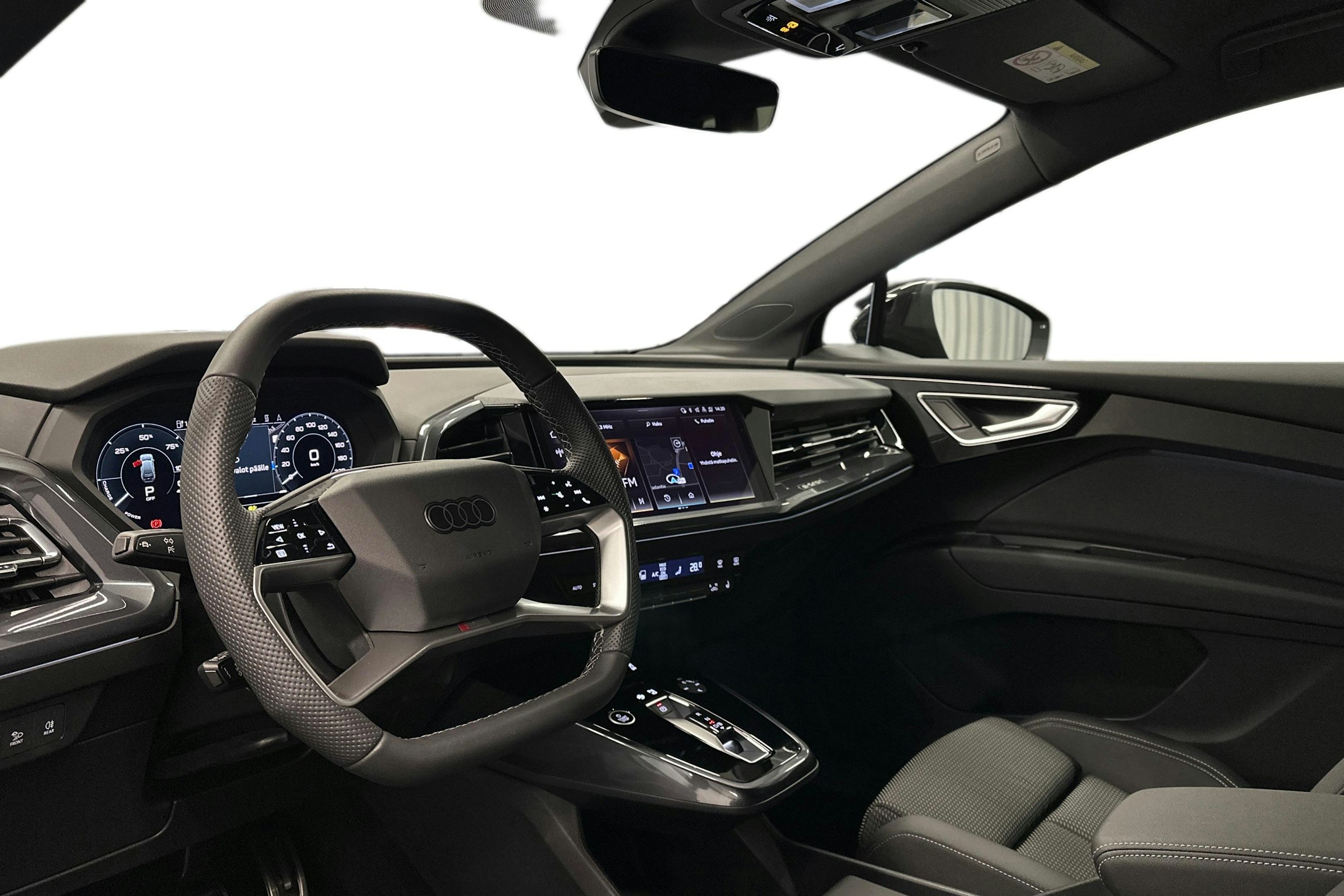 musta Audi Q4 e-tron 2025 kuva 7.