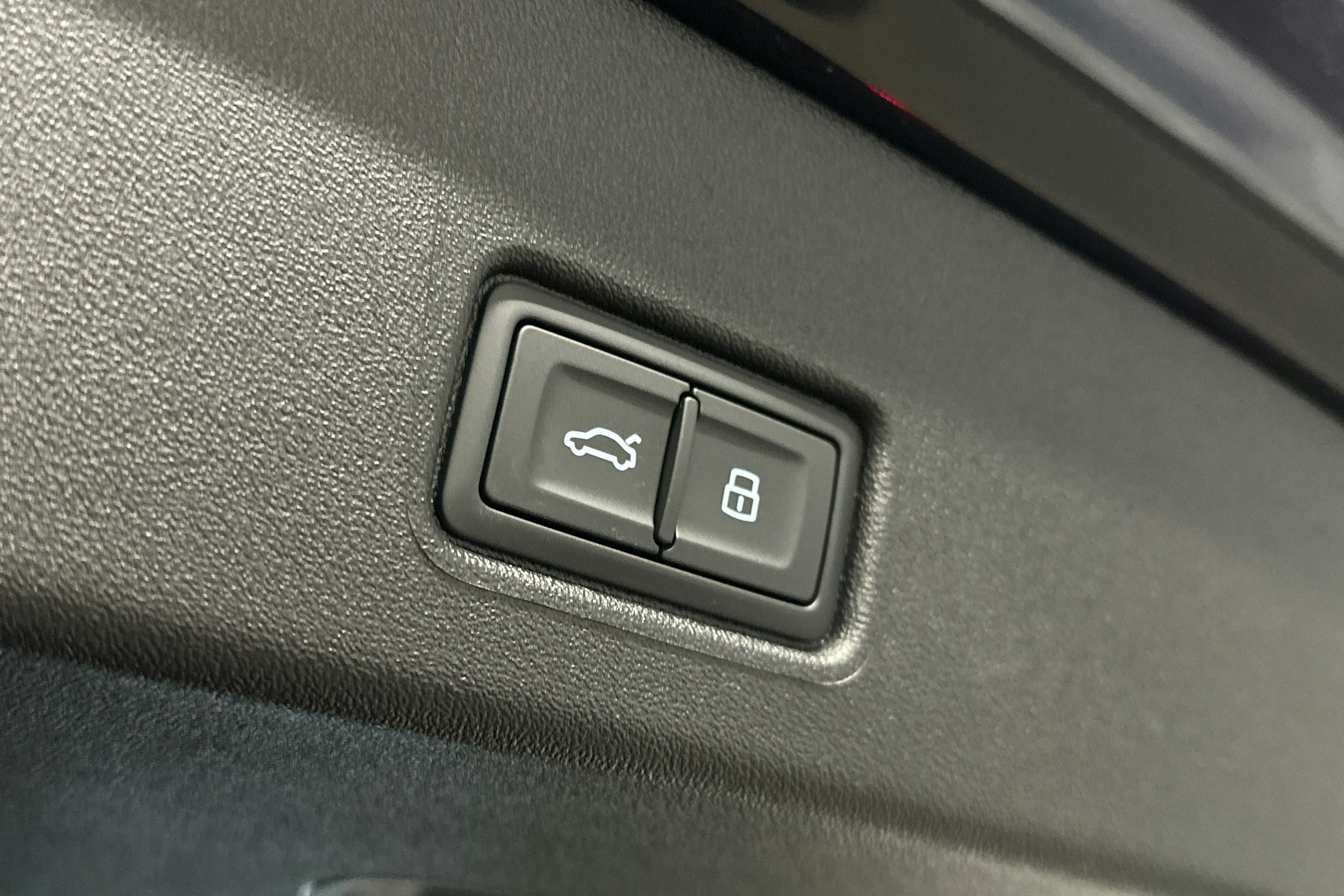 musta Audi Q4 e-tron 2025 kuva 14.