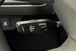 musta Audi Q4 e-tron 2025 kuva 21.