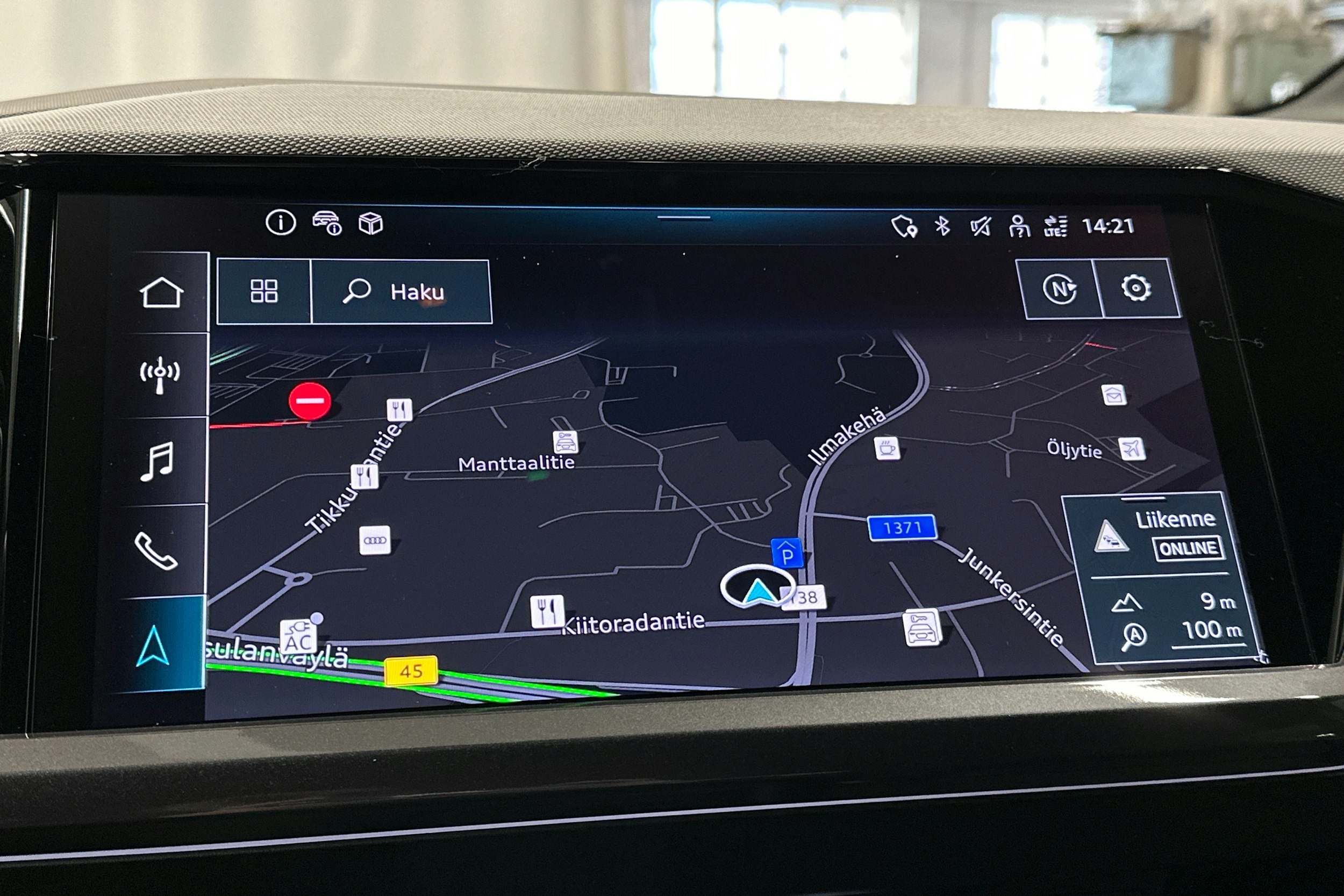 musta Audi Q4 e-tron 2025 kuva 22.