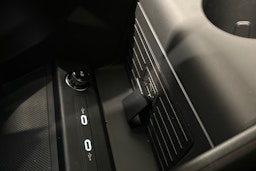 musta Audi Q4 e-tron 2025 kuva 31.