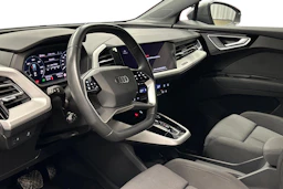 harmaa Audi Q4 e-tron 2025 kuva 6.