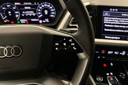 harmaa Audi Q4 e-tron 2025 kuva 13.