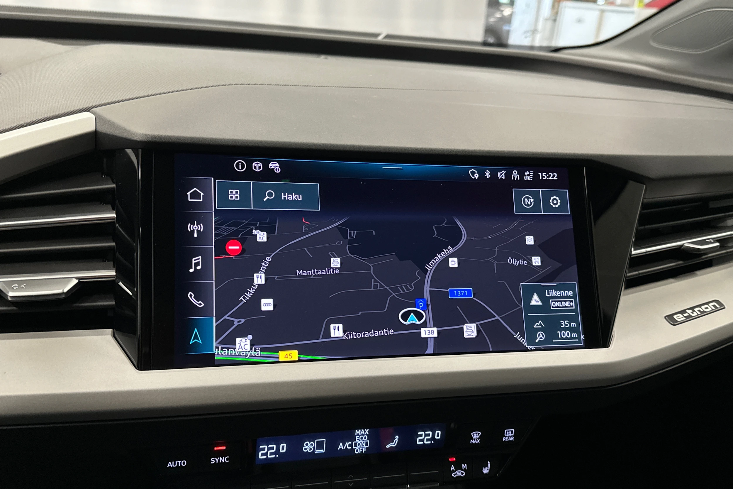 harmaa Audi Q4 e-tron 2025 kuva 18.