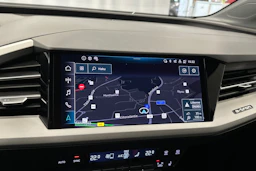harmaa Audi Q4 e-tron 2025 kuva 18.