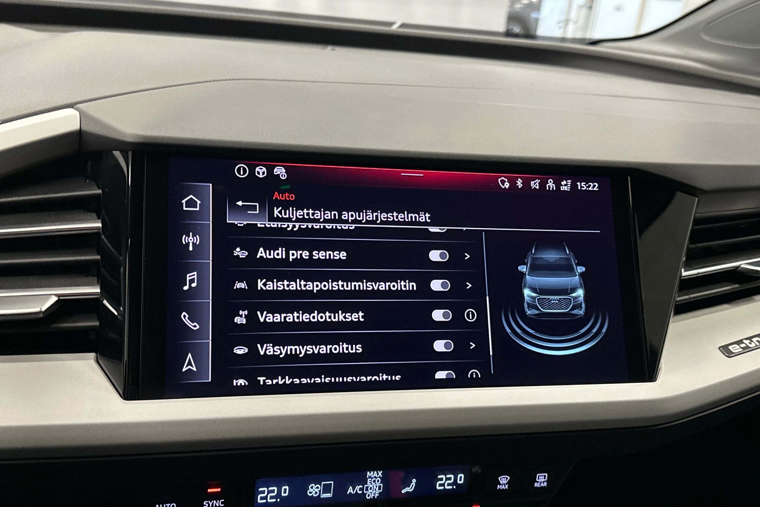 harmaa Audi Q4 e-tron 2025 kuva 21.