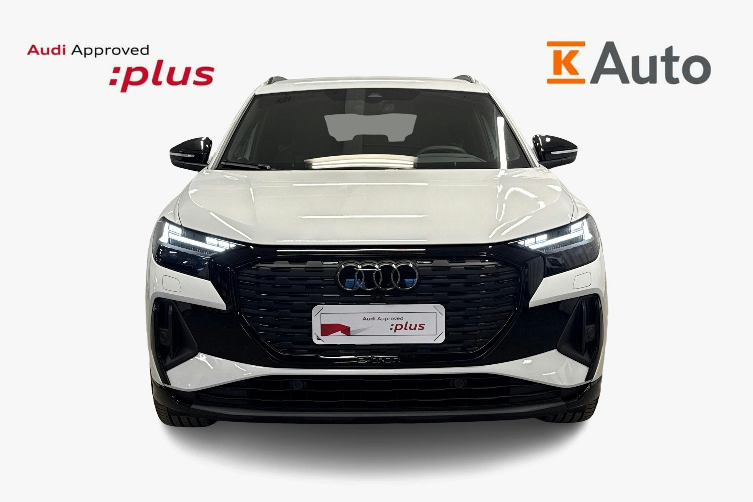 valkoinen Audi Q4 e-tron 2025 kuva 5.