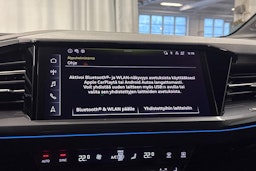 valkoinen Audi Q4 e-tron 2025 kuva 22.