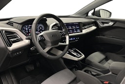harmaa Audi Q4 e-tron 2025 kuva 7.