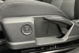 harmaa Audi Q4 e-tron 2025 kuva 16.