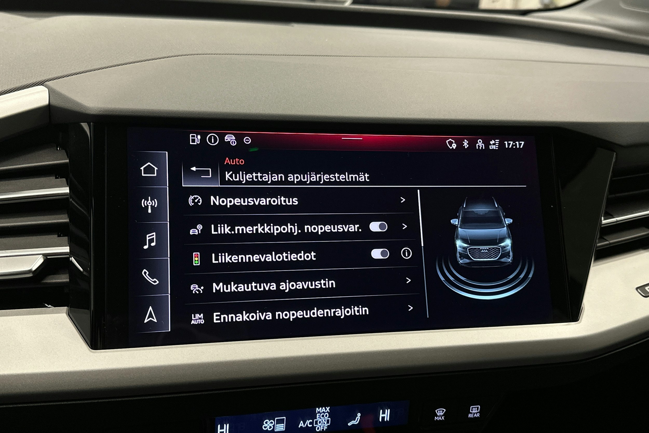 harmaa Audi Q4 e-tron 2025 kuva 24.