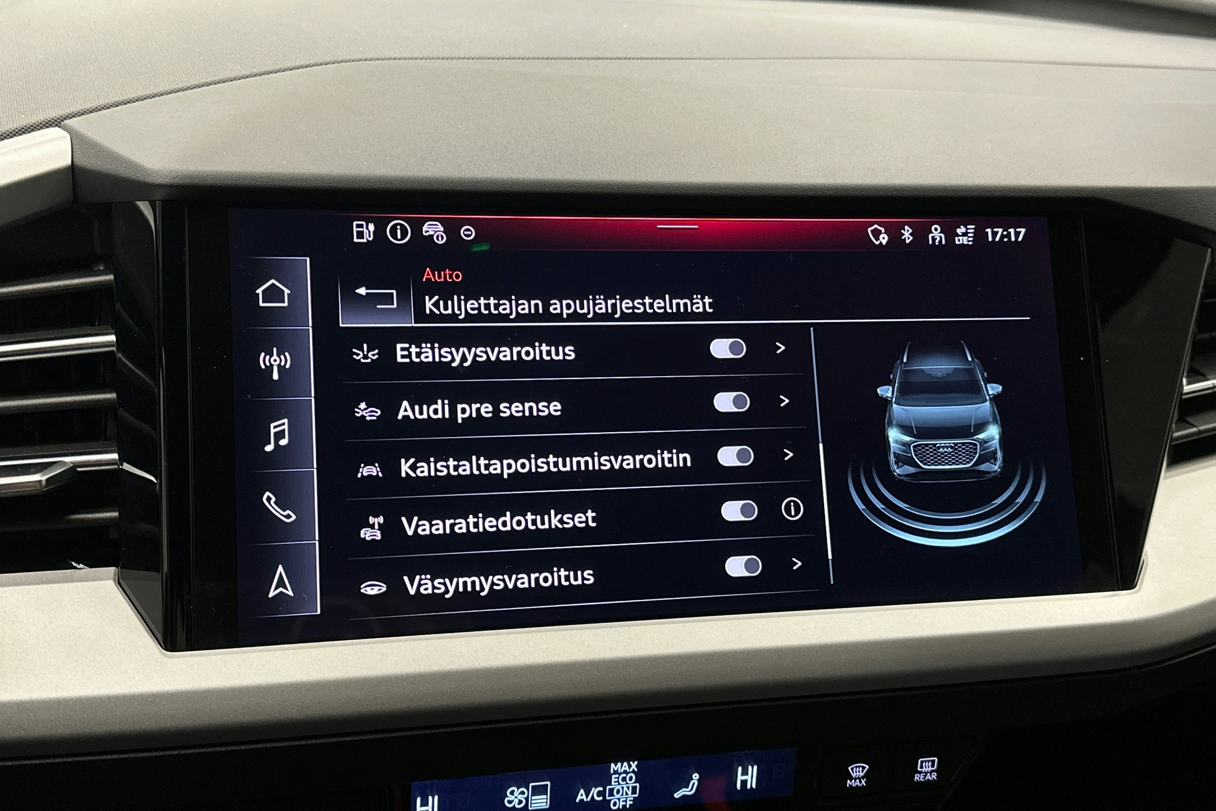 harmaa Audi Q4 e-tron 2025 kuva 25.