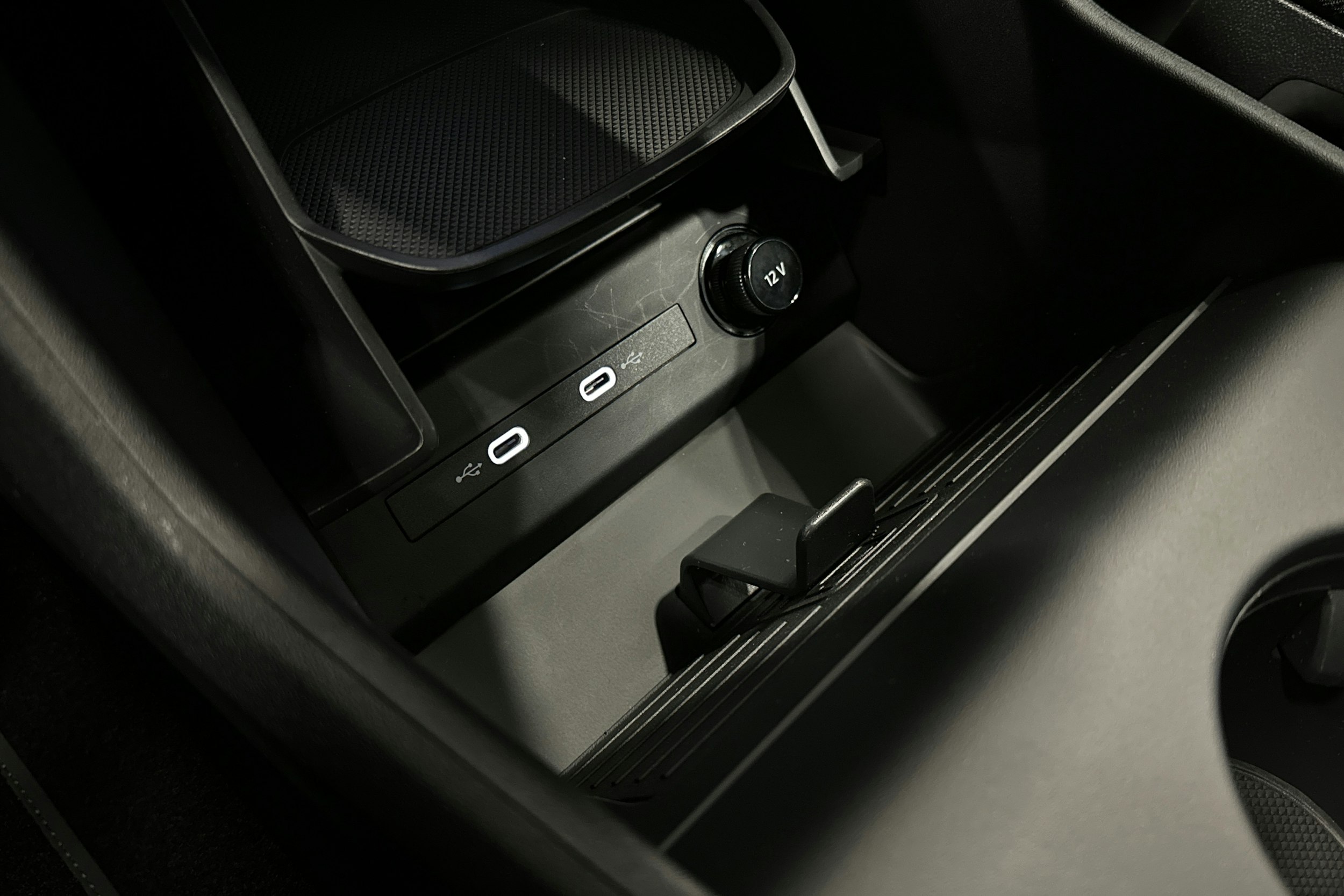 harmaa Audi Q4 e-tron 2025 kuva 36.