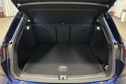 sininen Audi Q4 e-tron 2025 kuva 14.
