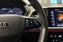 sininen Audi Q4 e-tron 2025 kuva 23.