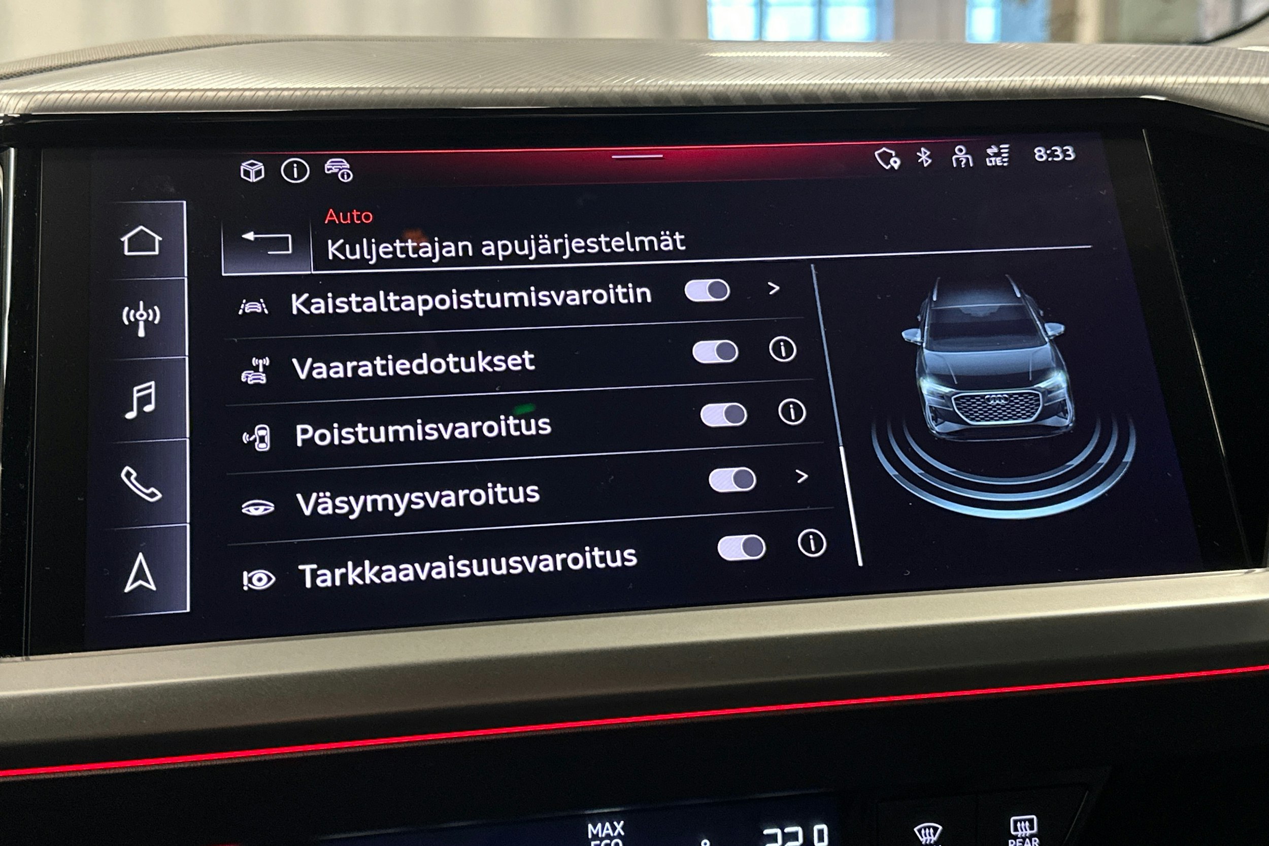 sininen Audi Q4 e-tron 2025 kuva 32.