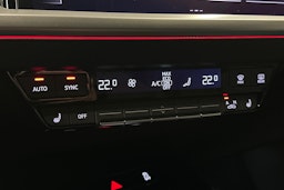 sininen Audi Q4 e-tron 2025 kuva 34.