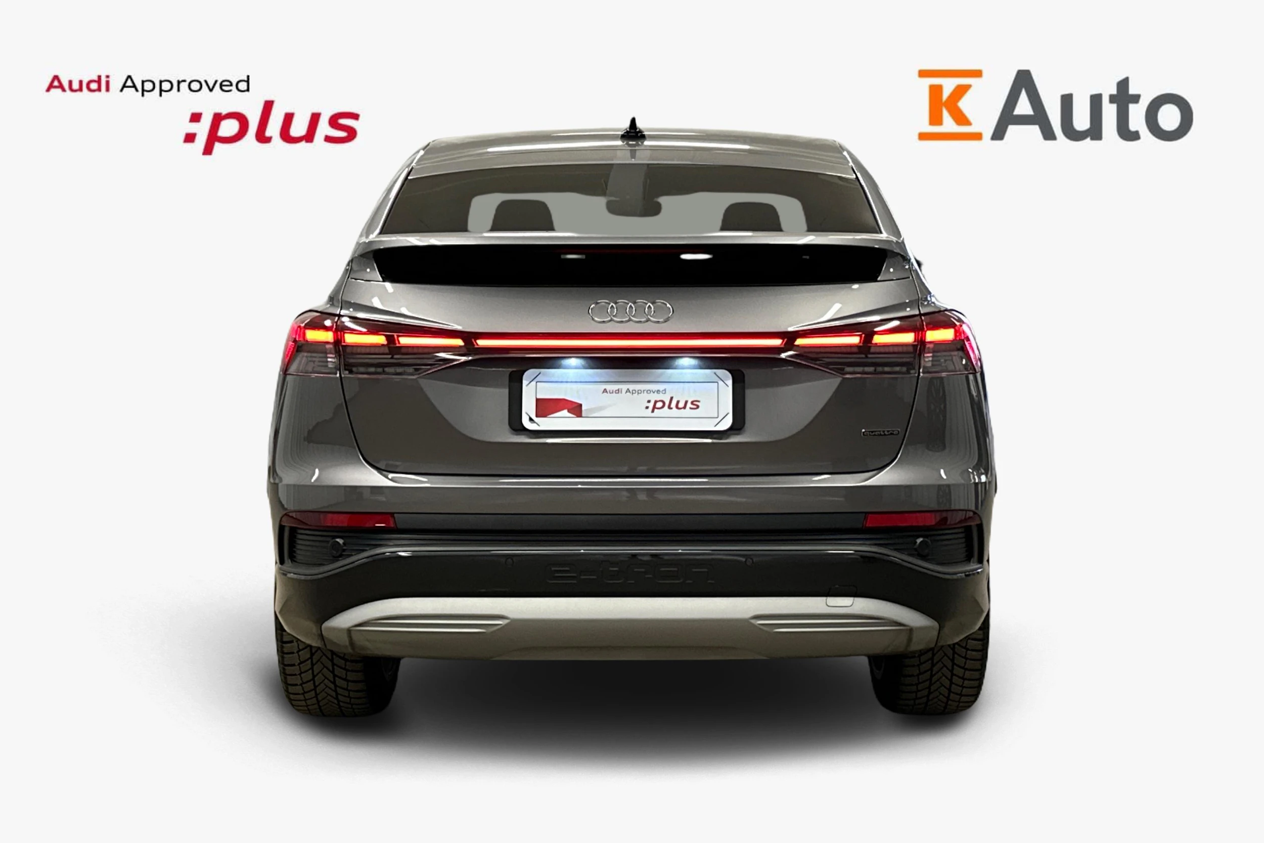 harmaa Audi Q4 e-tron 2026 kuva 3.