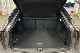 harmaa Audi Q4 e-tron 2026 kuva 11.