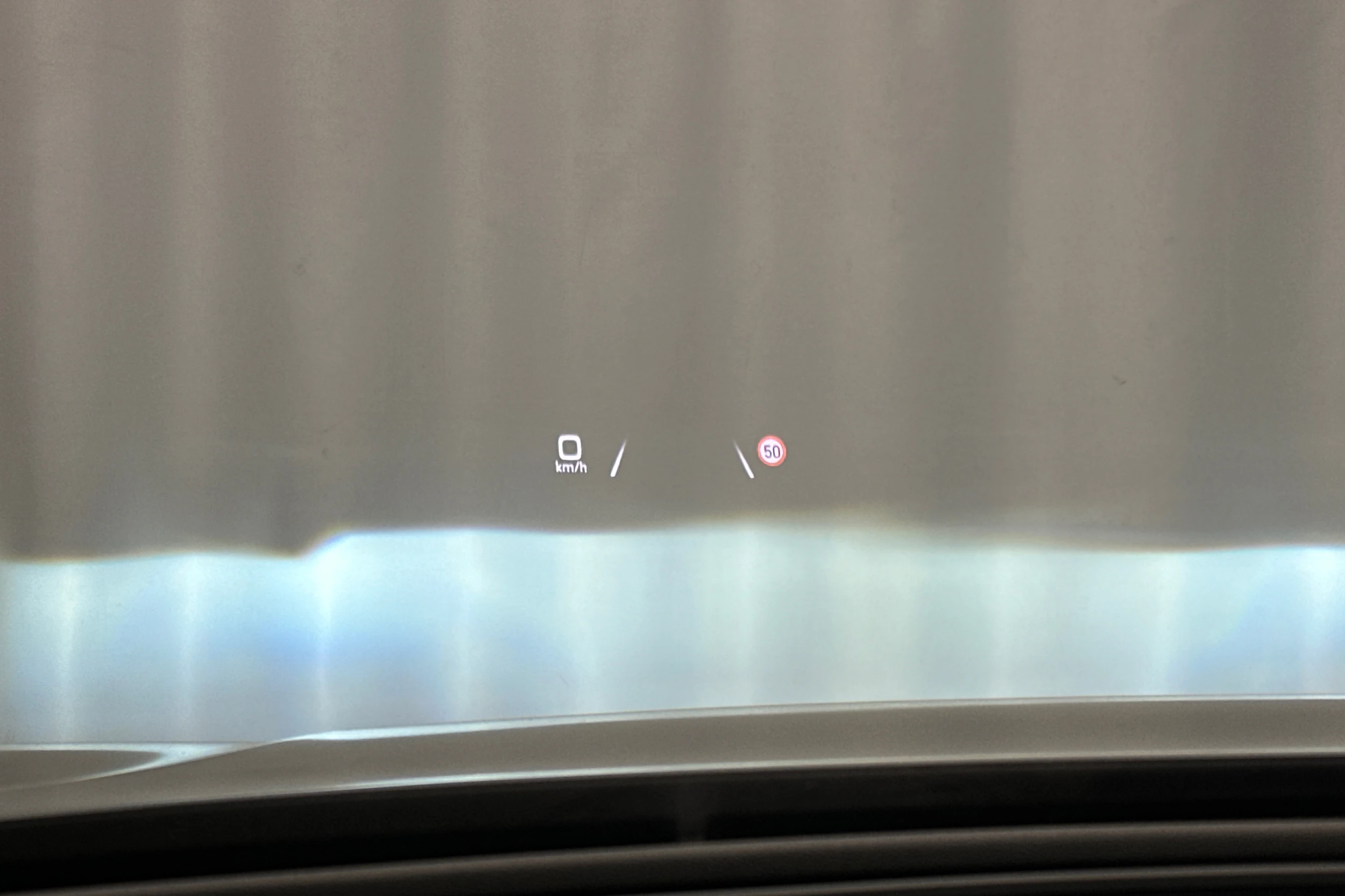 harmaa Audi Q4 e-tron 2026 kuva 21.