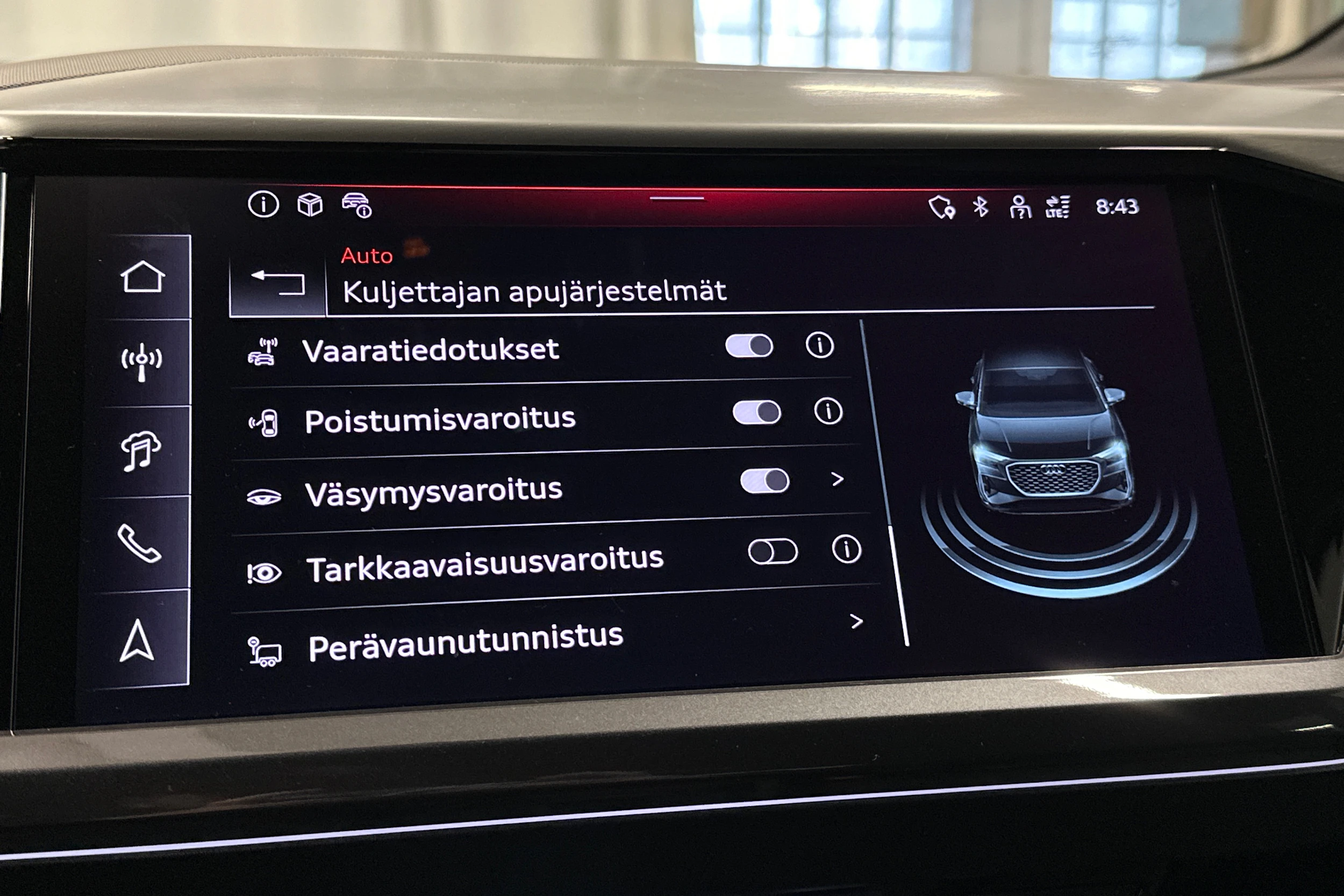 harmaa Audi Q4 e-tron 2026 kuva 28.