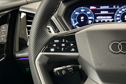 musta Audi Q4 e-tron 2025 kuva 13.