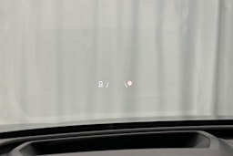 musta Audi Q4 e-tron 2025 kuva 16.