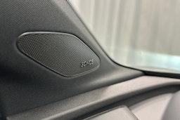musta Audi Q4 e-tron 2025 kuva 26.