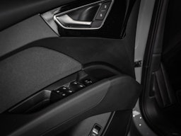 harmaa Audi Q4 e-tron 2025 kuva 17.