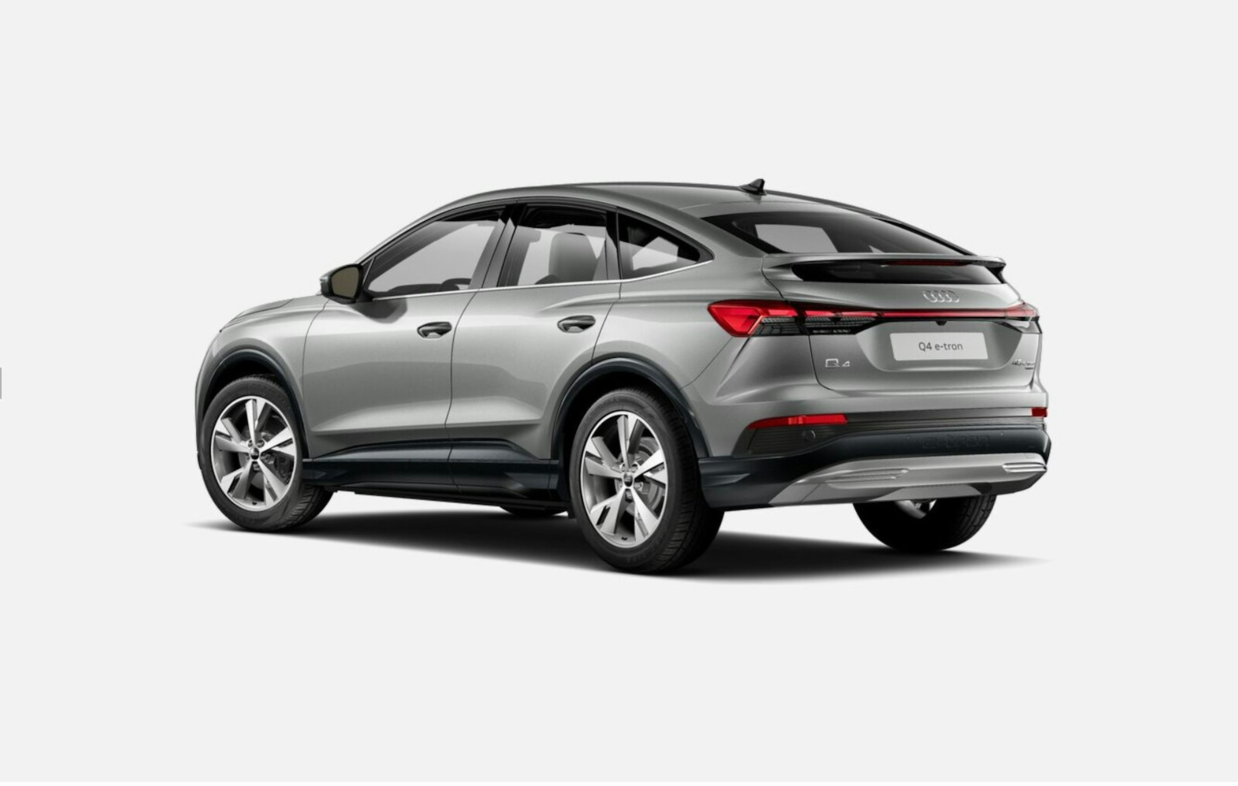 met. harmaa Audi Q4 e-tron 2025 kuva 4.