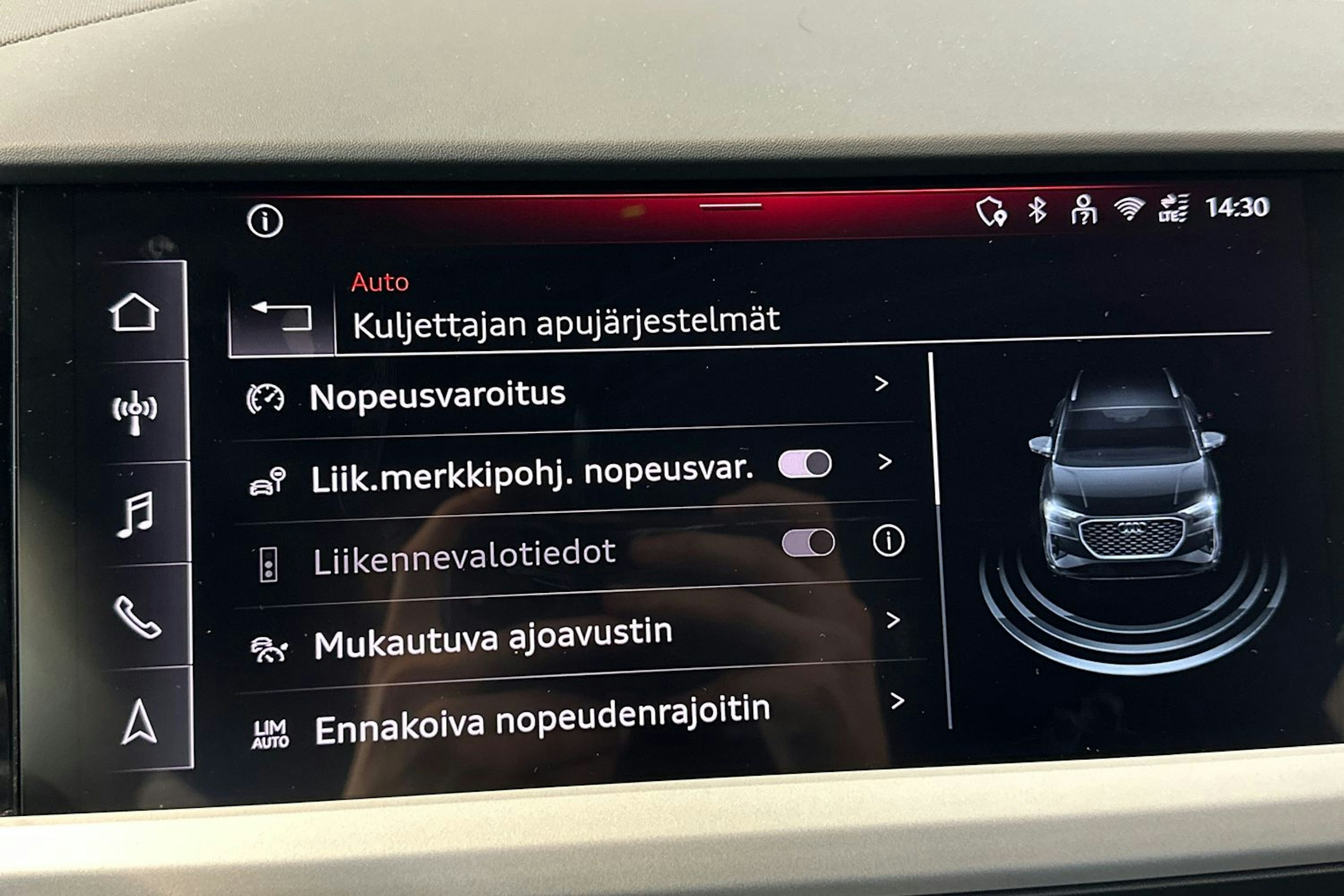 harmaa Audi Q4 e-tron 2025 kuva 30.