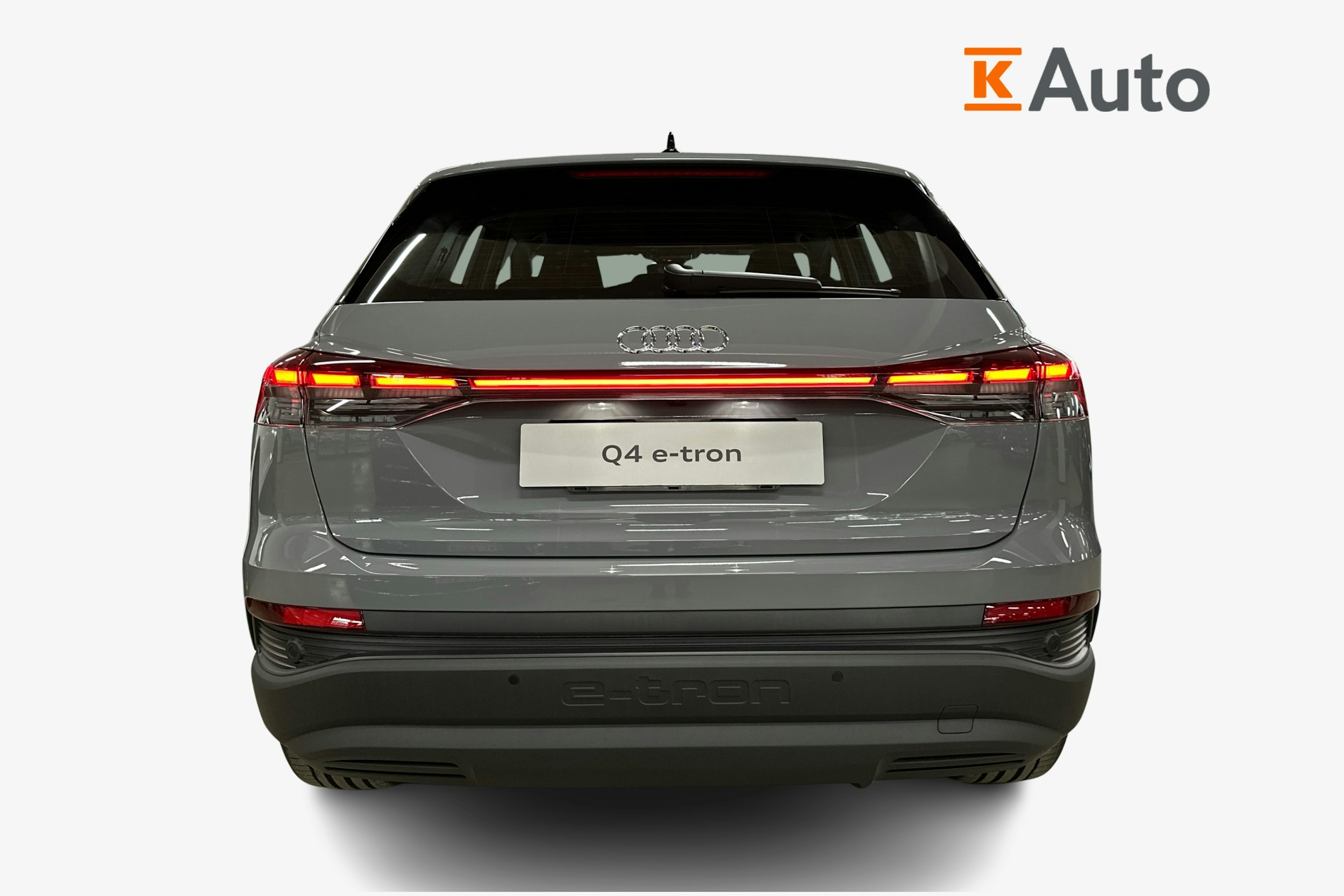 harmaa Audi Q4 e-tron 2025 kuva 3.
