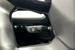 harmaa Audi Q4 e-tron 2025 kuva 13.