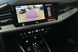 harmaa Audi Q4 e-tron 2025 kuva 15.