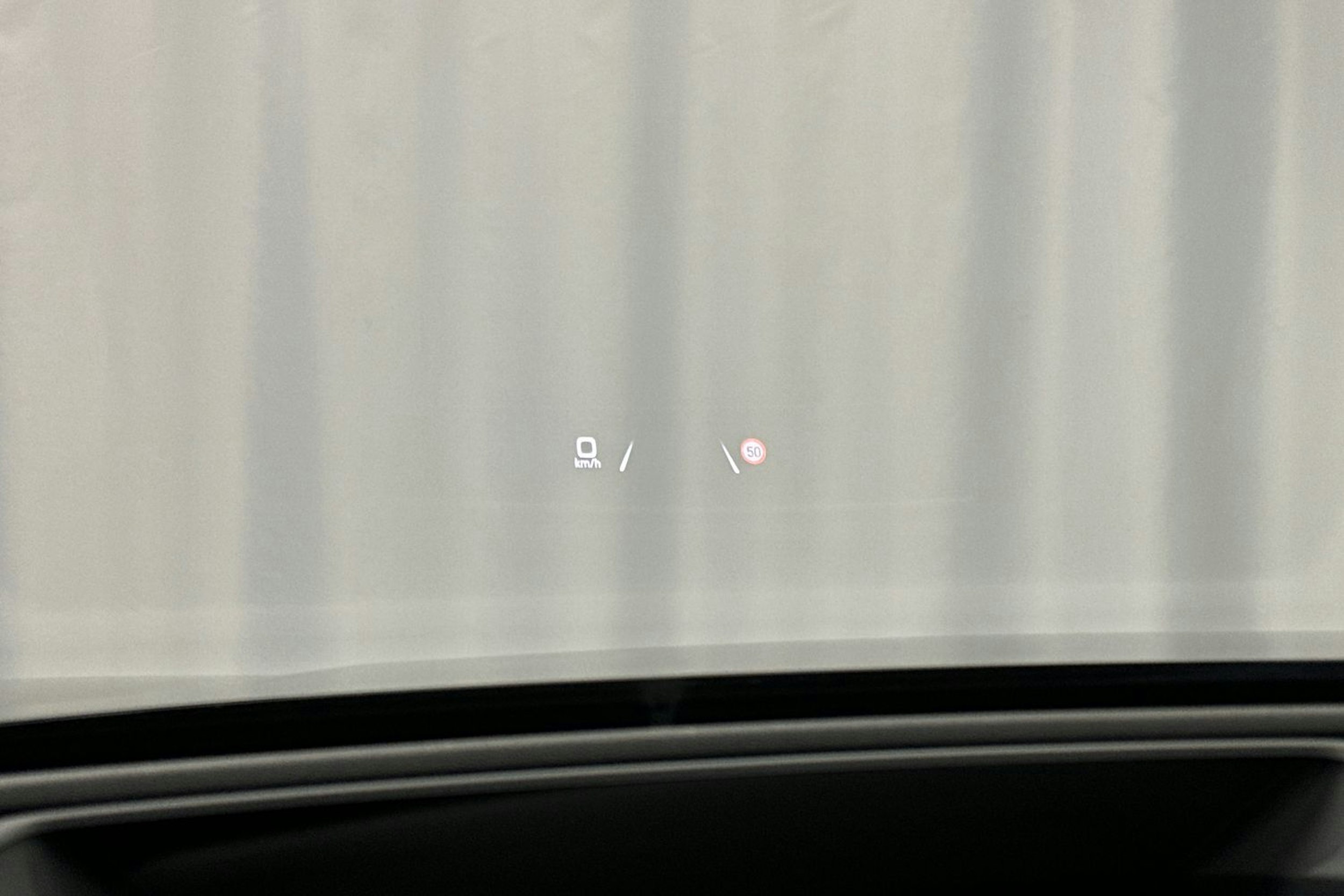musta Audi Q4 e-tron 2025 kuva 16.