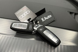 musta Audi Q4 e-tron 2025 kuva 34.