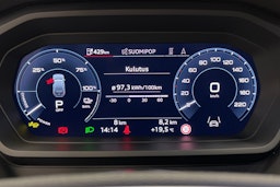 met. harmaa Audi Q4 e-tron 2025 kuva 21.