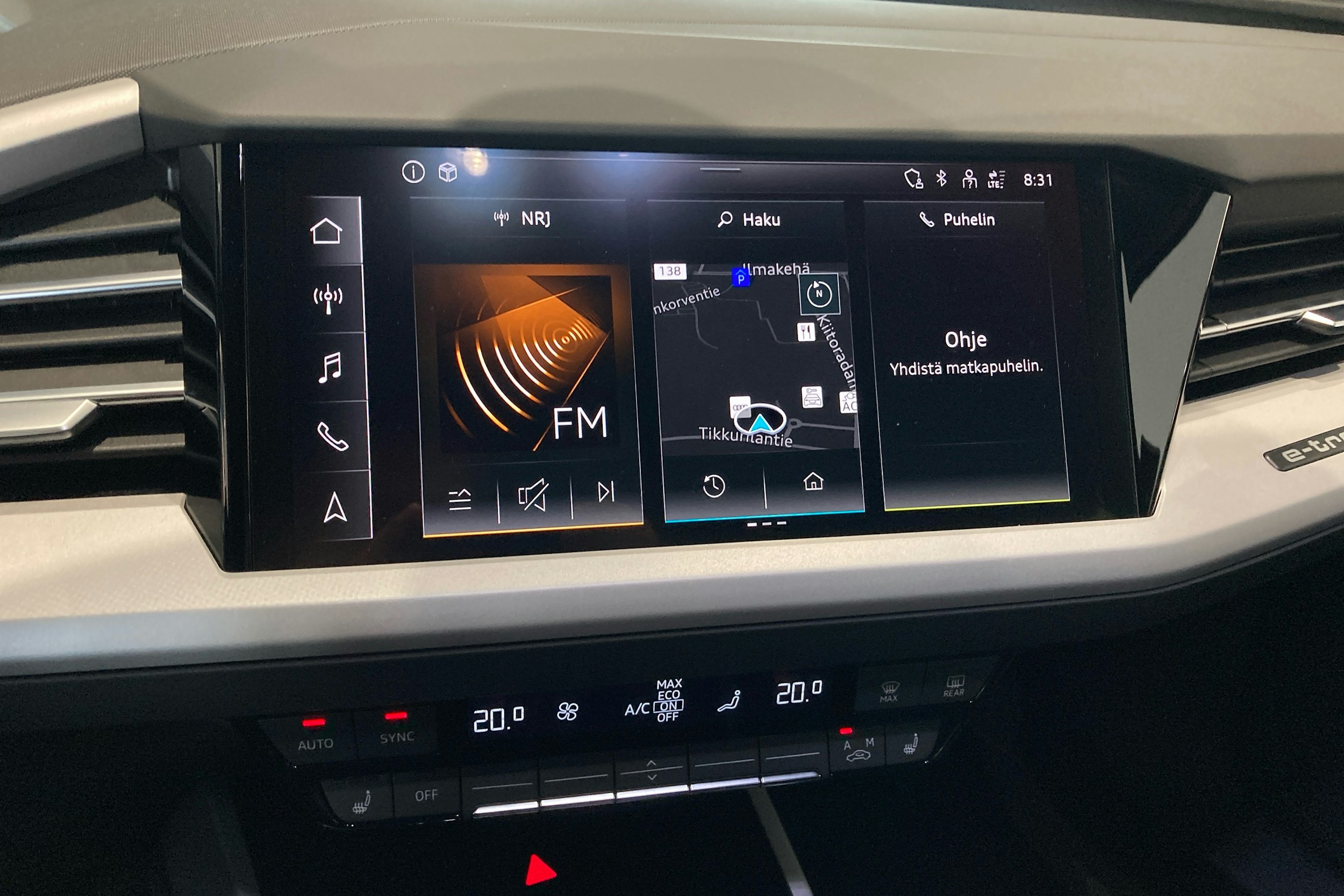 sininen Audi Q4 e-tron 2025 kuva 15.