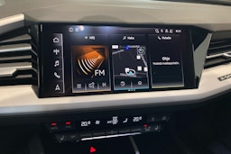 sininen Audi Q4 e-tron 2025 kuva 15.