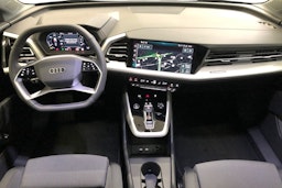 met. sininen Audi Q4 e-tron 2025 kuva 7.