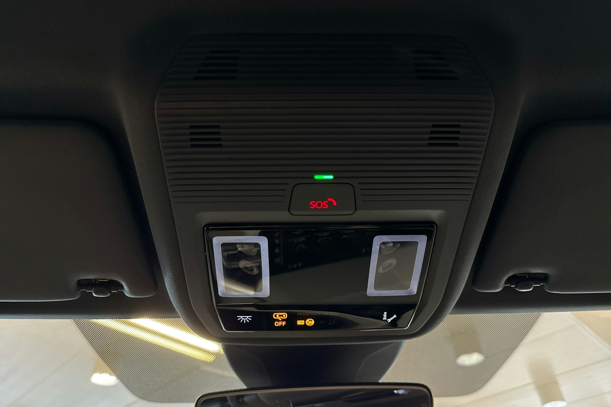 met. harmaa Audi Q4 e-tron 2025 kuva 29.