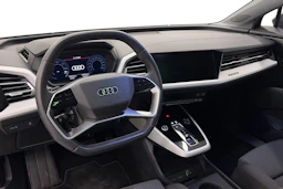 harmaa Audi Q4 e-tron 2025 kuva 6.