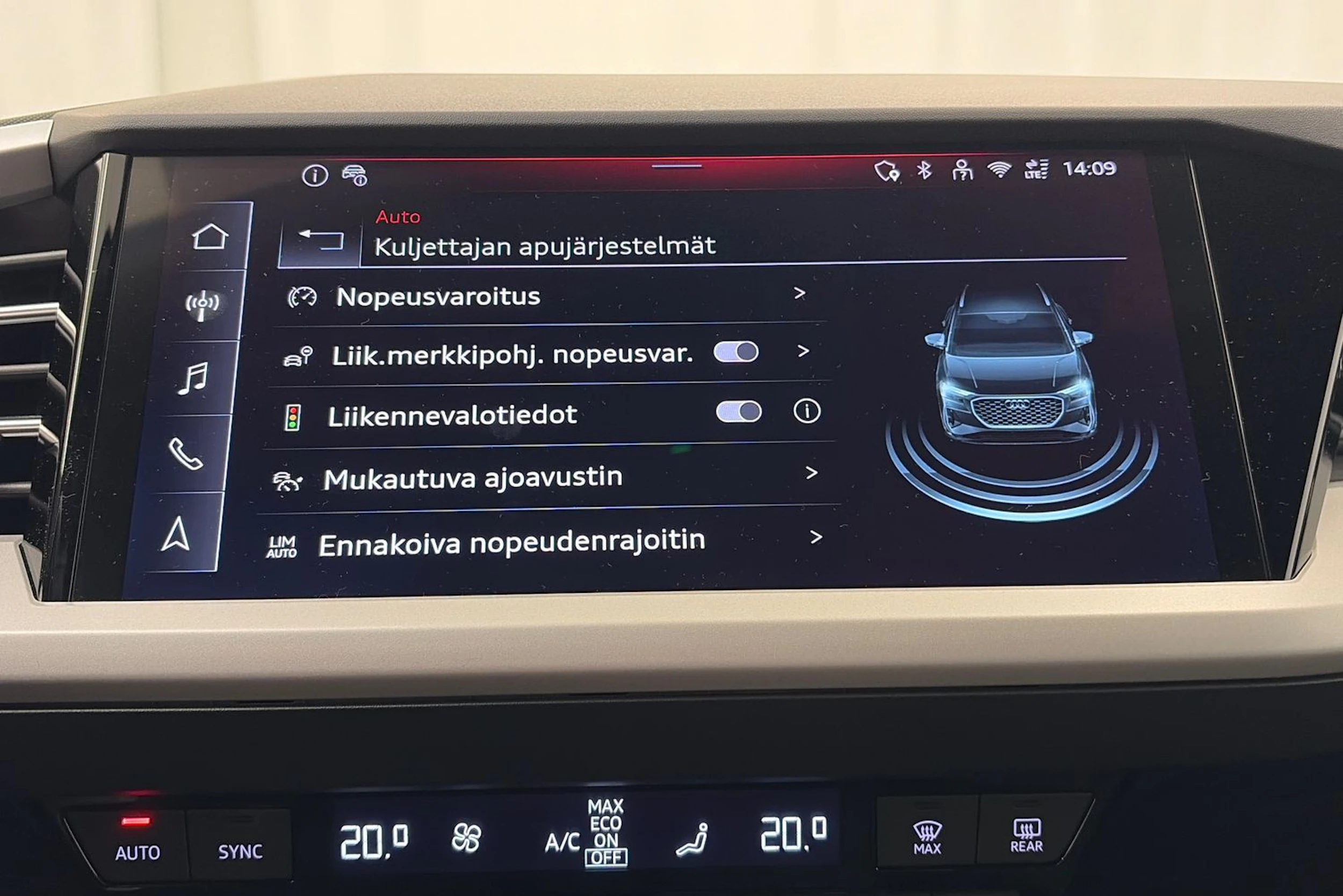 harmaa Audi Q4 e-tron 2025 kuva 21.