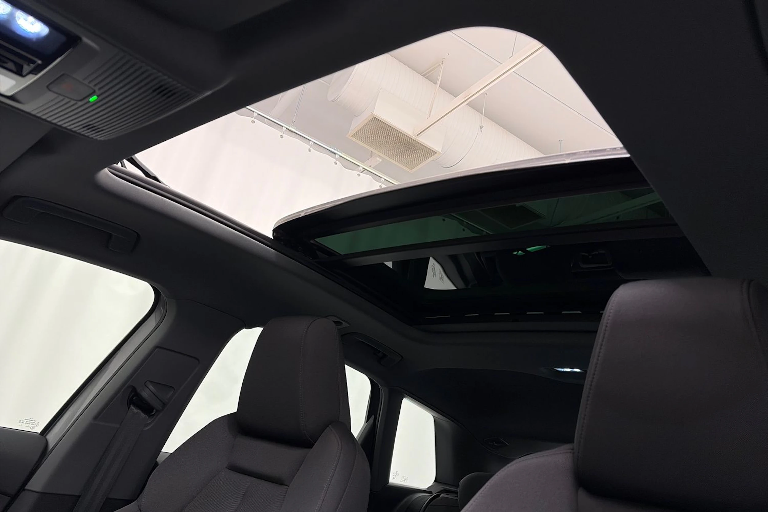 harmaa Audi Q4 e-tron 2025 kuva 26.