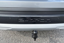 met. harmaa Audi Q4 e-tron 2025 kuva 15.