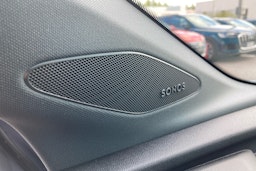 harmaa Audi Q4 e-tron 2025 kuva 13.