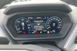 harmaa Audi Q4 e-tron 2025 kuva 14.