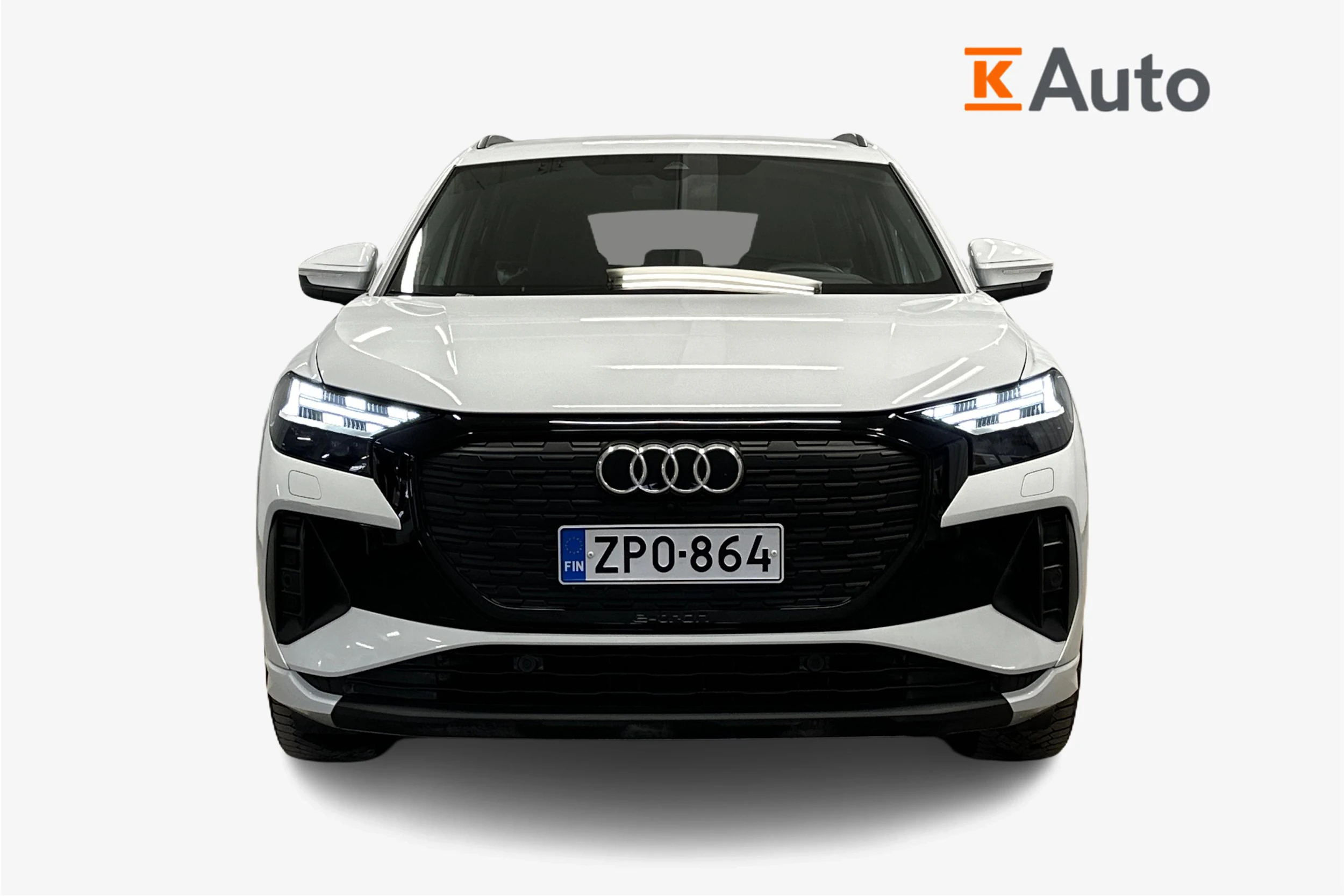 valkoinen Audi Q4 e-tron 2025 kuva 4.