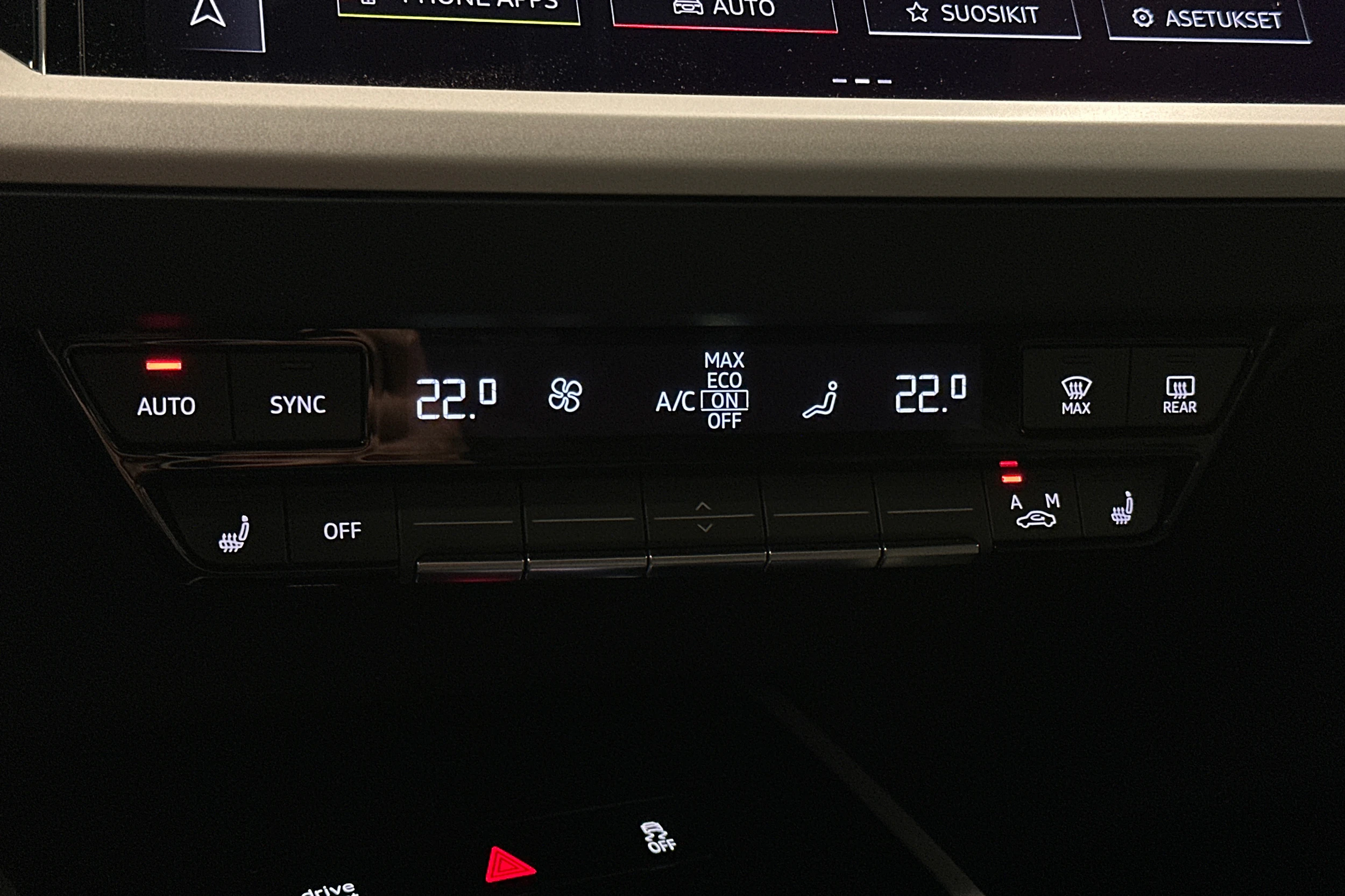 valkoinen Audi Q4 e-tron 2025 kuva 26.