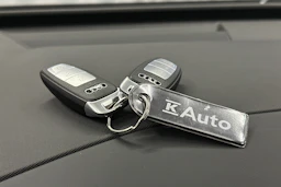 valkoinen Audi Q4 e-tron 2025 kuva 29.